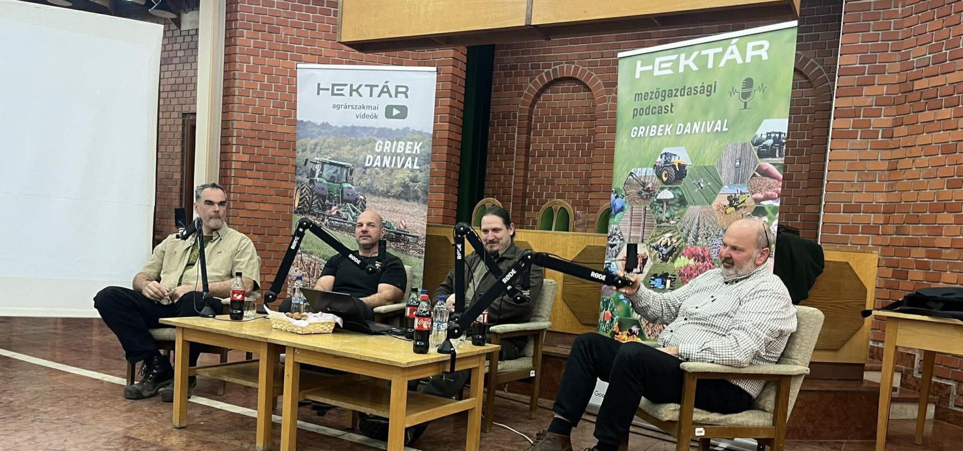 Élőben jelentkeztek a Nagyágyúk