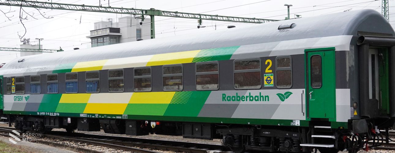 Fóliázással és kerámiabevonattal modernizálja korábbi járműveit a GYSEV Zrt.