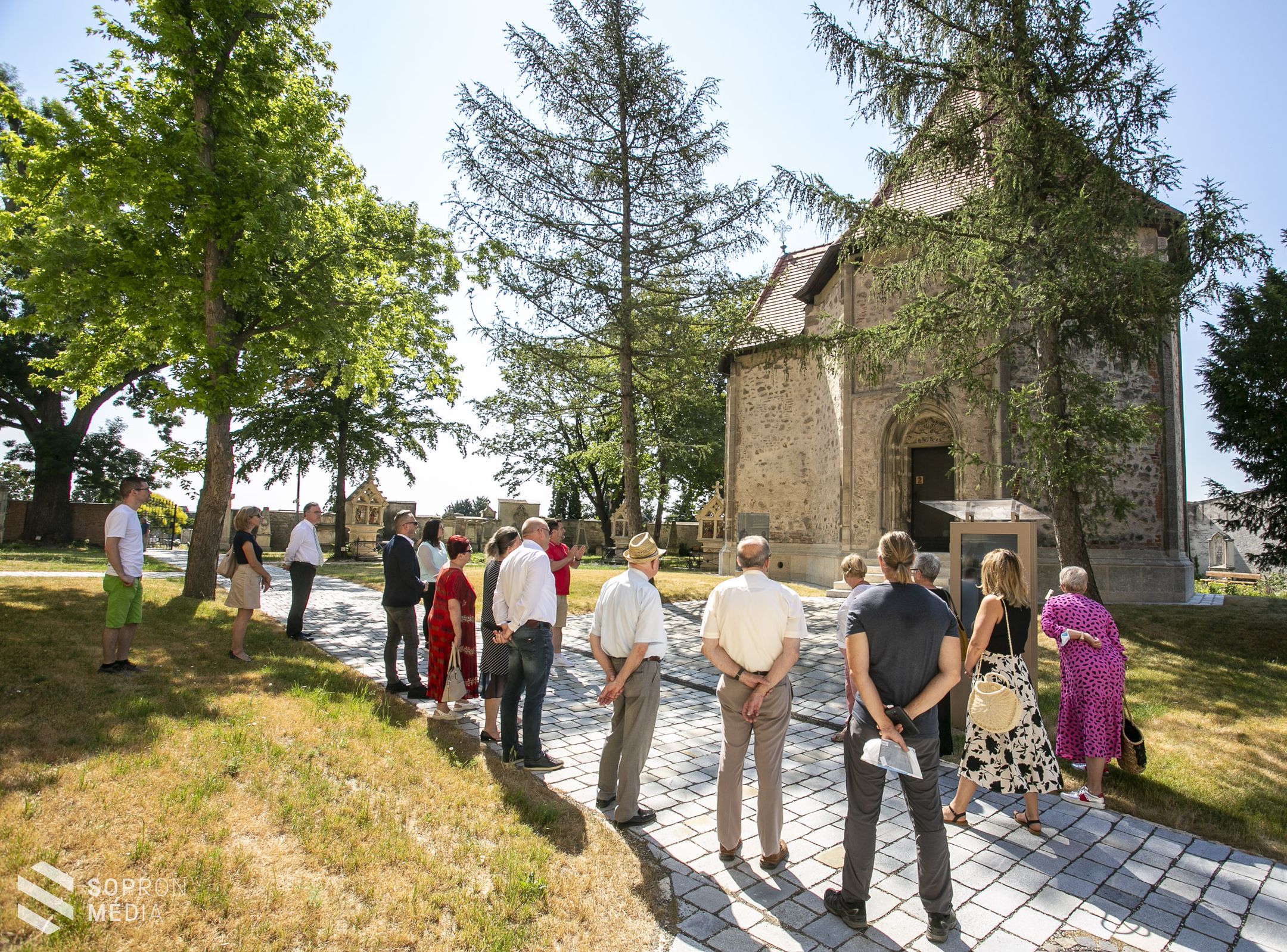 Turisztikai szakembereknek mutatták be a Szent Mihály- templomot