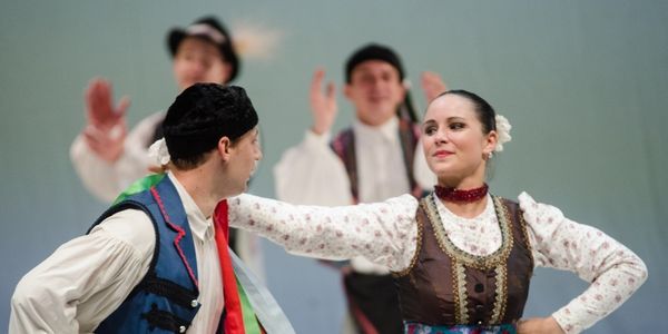 Magyar rapszódia - Magyar Állami Népi Együttes