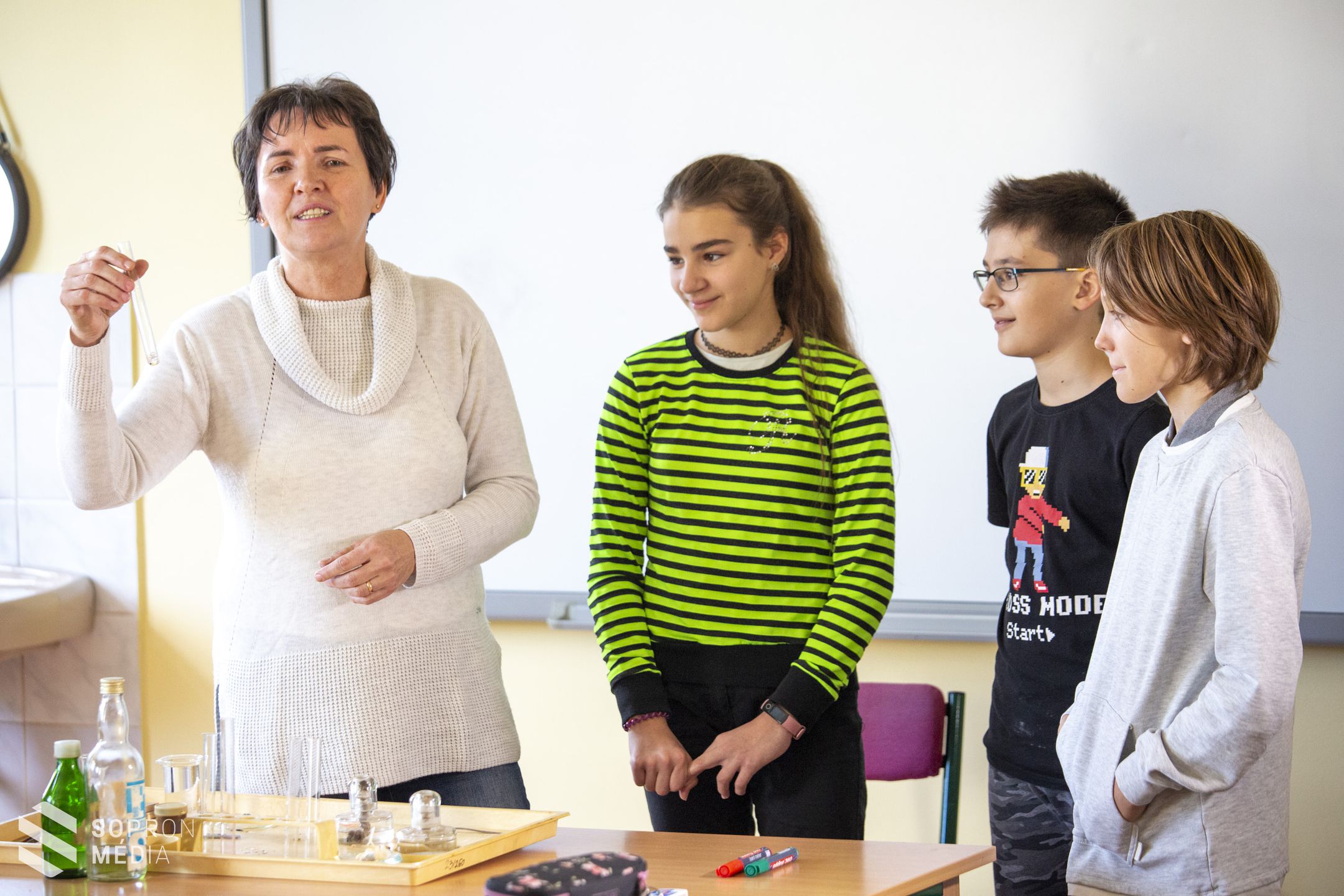 Rangos díjat kapott a sopronkövesdi iskola tanára!
