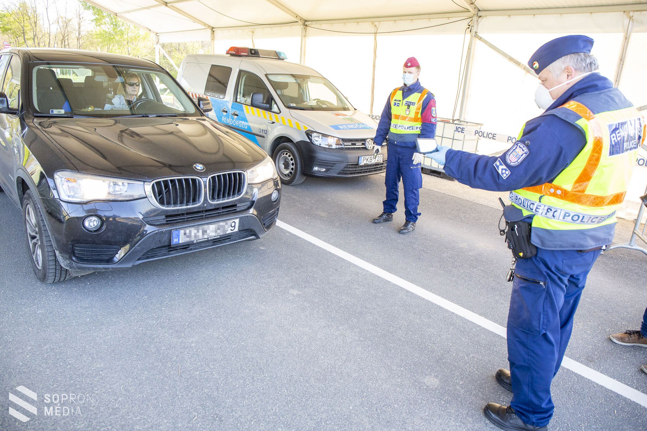 Friss fotók és információk az újranyitott fertőrákosi határátkelőhelyről!