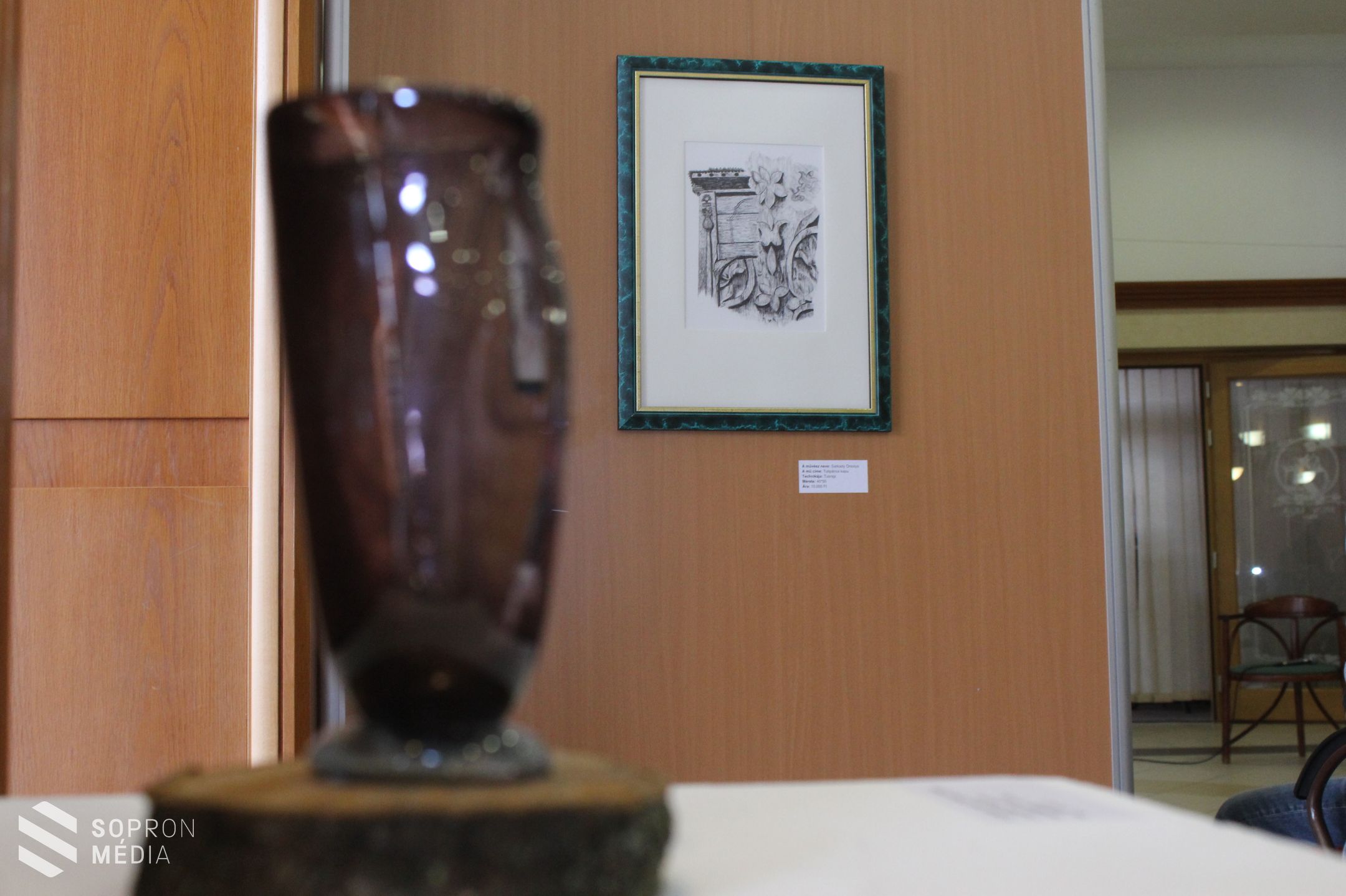 RENESZÁNSZ EZ - Sarkady Orsolya üvegműves kiállítása a Lisztben