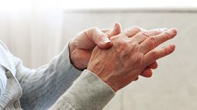 Október 12. az arthritis világnapja