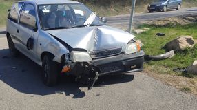 Oszlopnak ütközött egy autó Sopronban