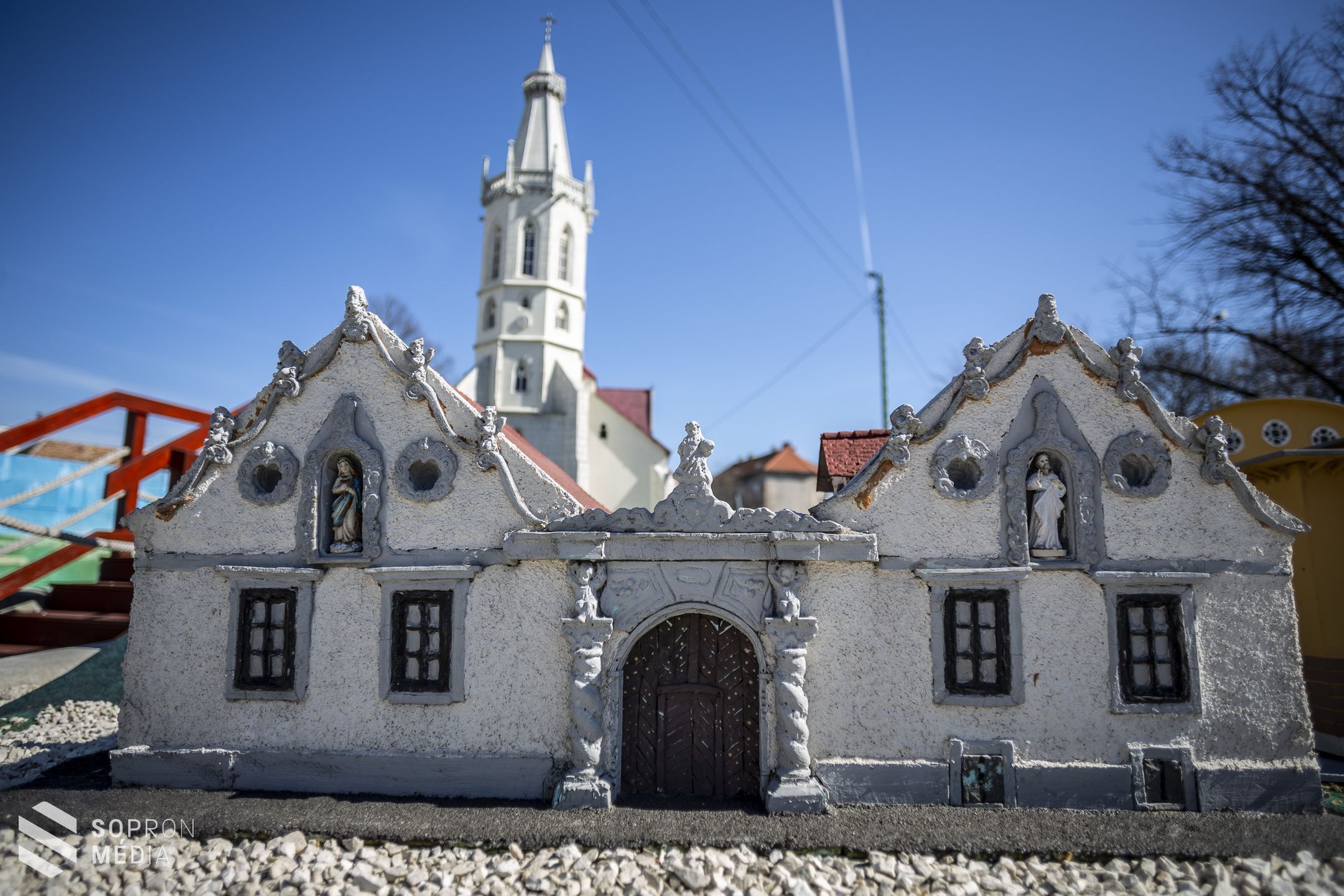 Sopron vármegye kincsei gyönyörű maketteken – GALÉRIÁVAL!