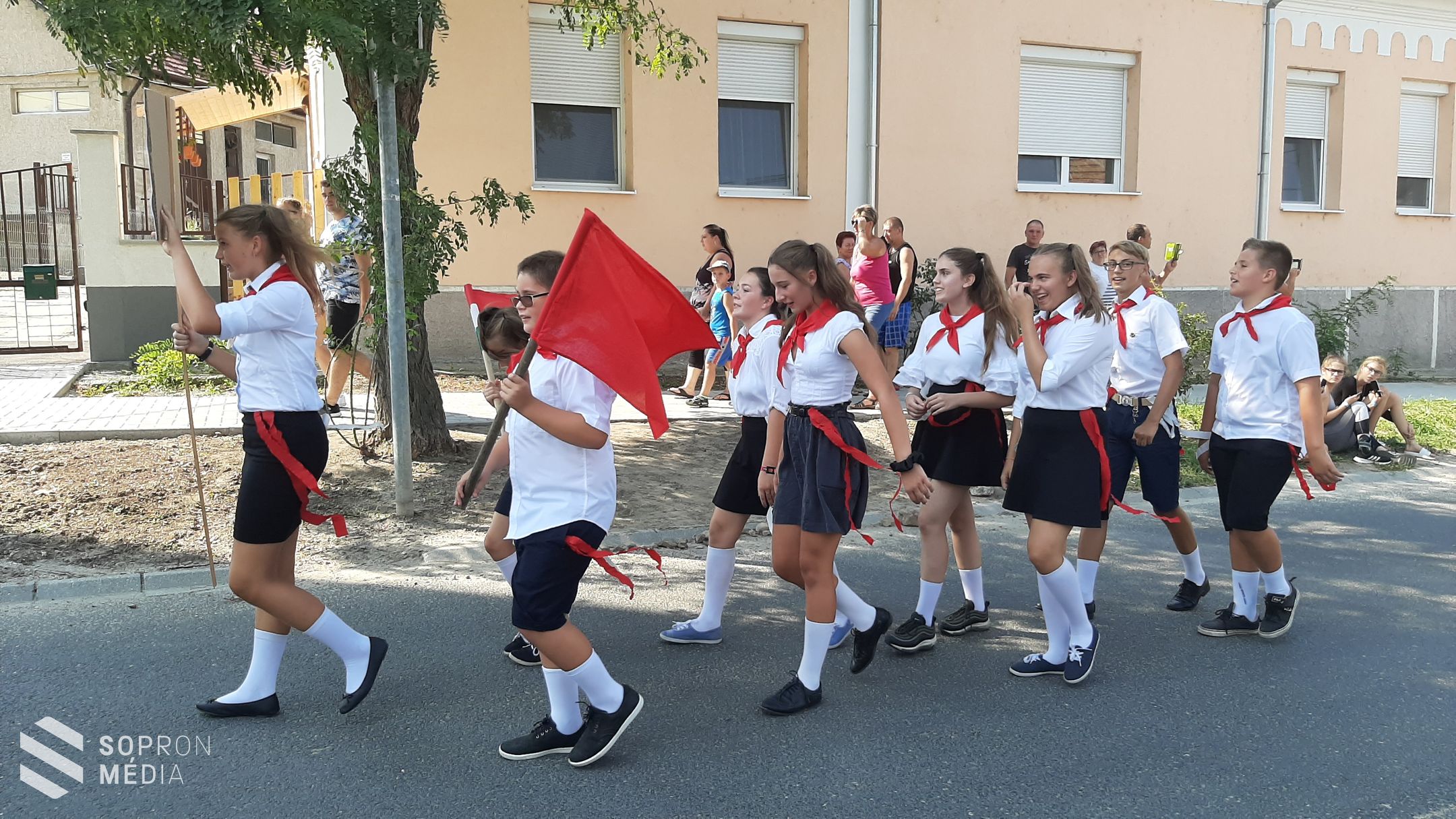 Szüreti vigasság Balfon