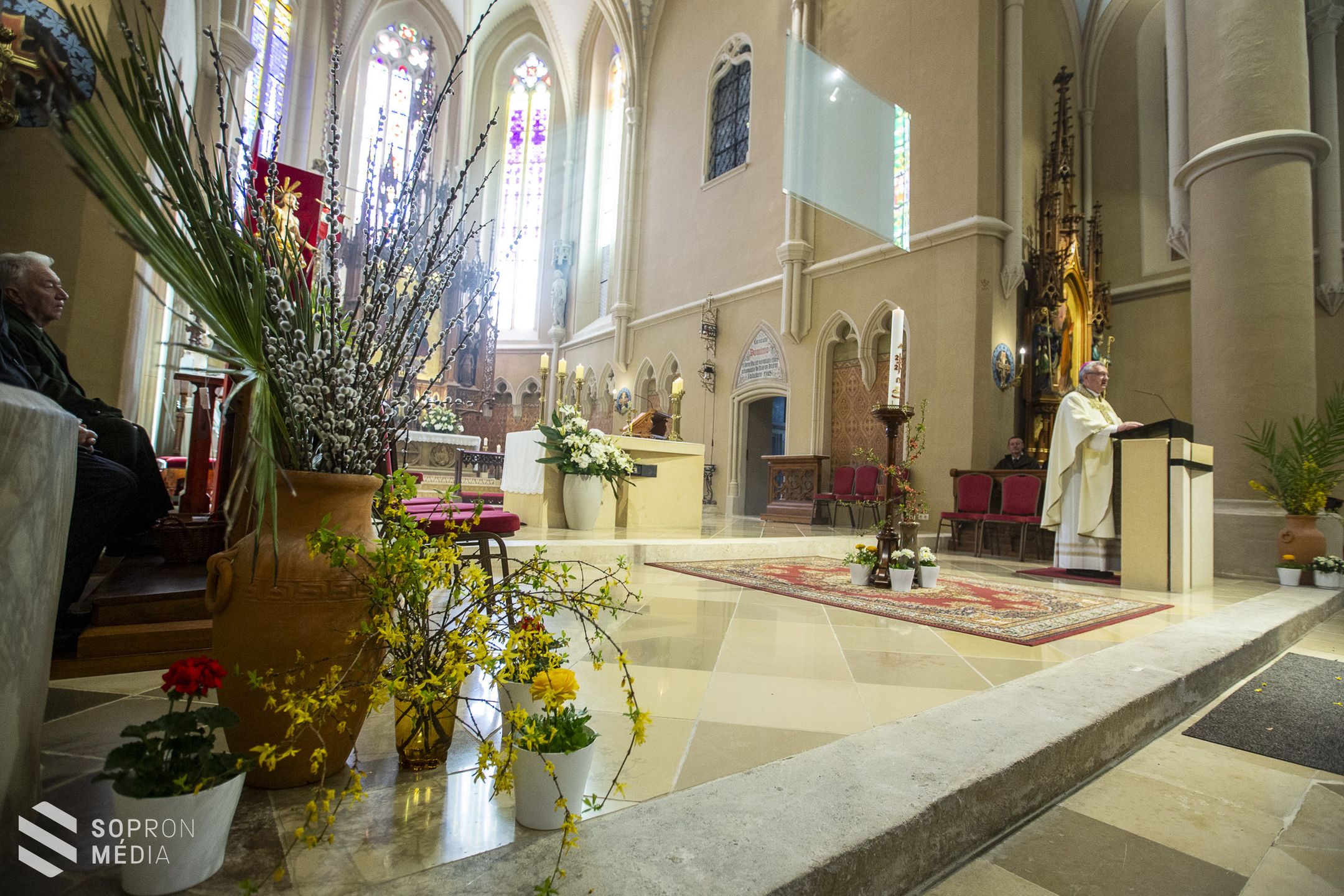 Húsvéthétfői püspöki szentmise