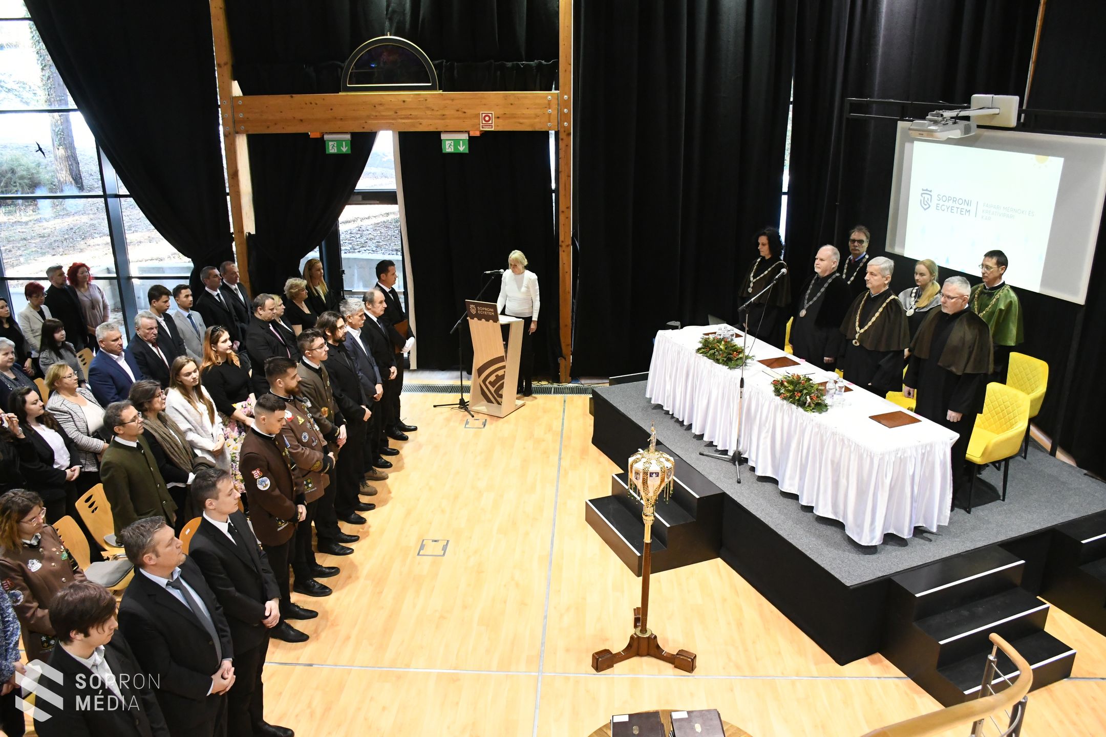 Diplomaátadó nyilvános tanácsülés a Soproni Egyetemen