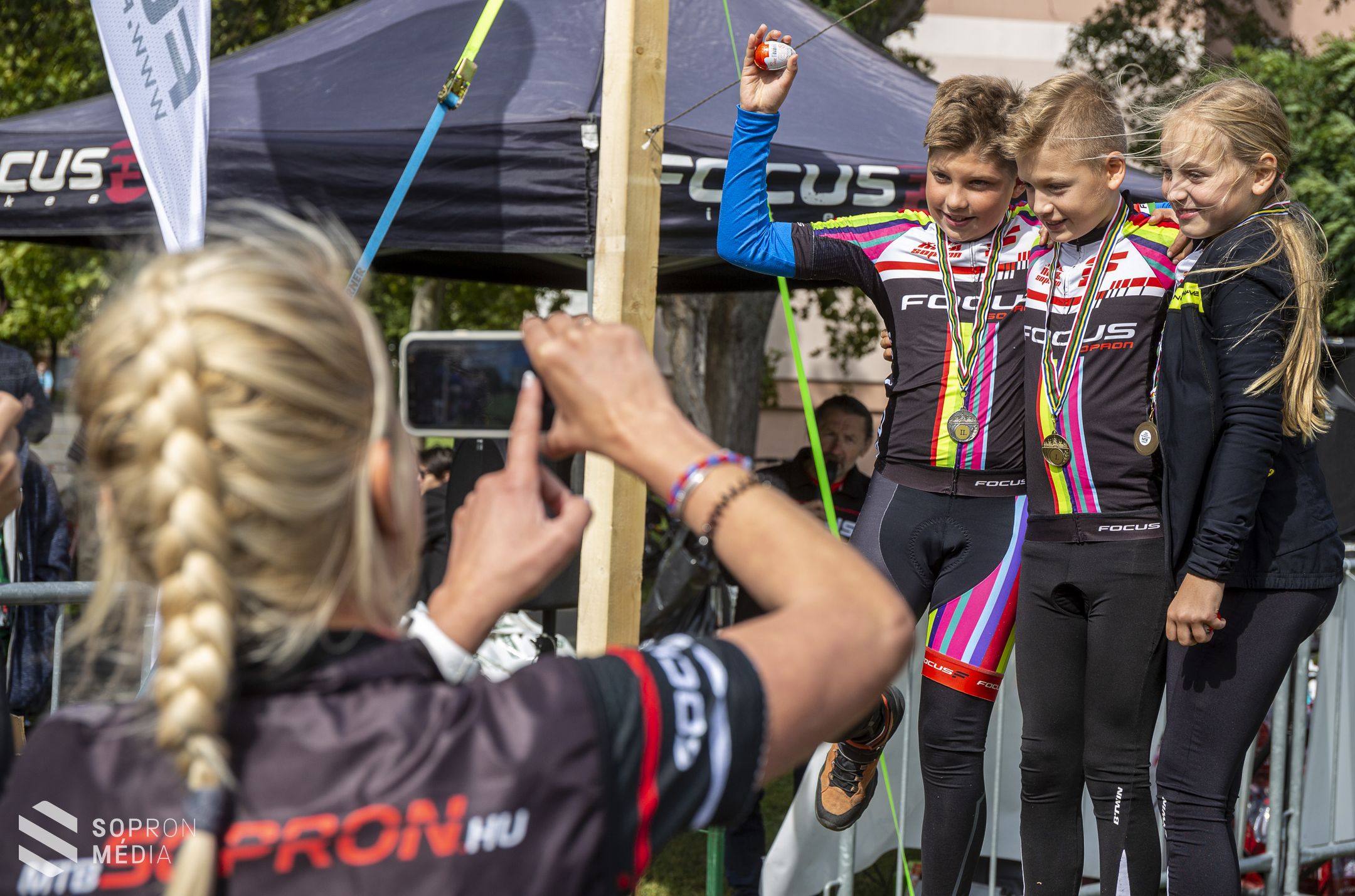 Kerékpáros felvonulás az autómentes napon