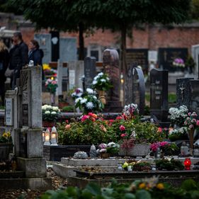 Tovább lesznek nyitva a soproni temetők mindenszentek és halottak napján