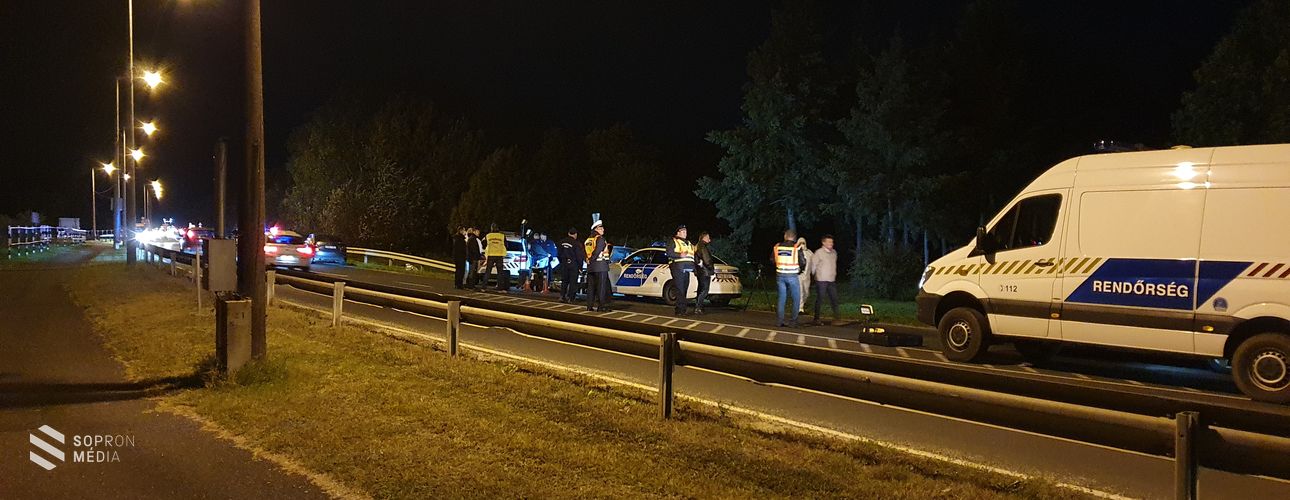 Felrobbantotta magát - Meghalt a felfegyverkezett embercsempész