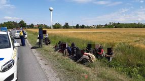 25 migránst fogtak el a rendőrök Szilsárkánynál - FRISSÍTVE!