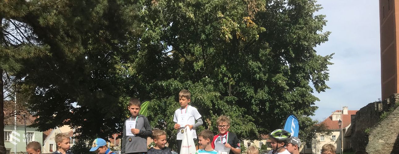 Soproni kerékpáros sikerek a Kőszegi-hegységben