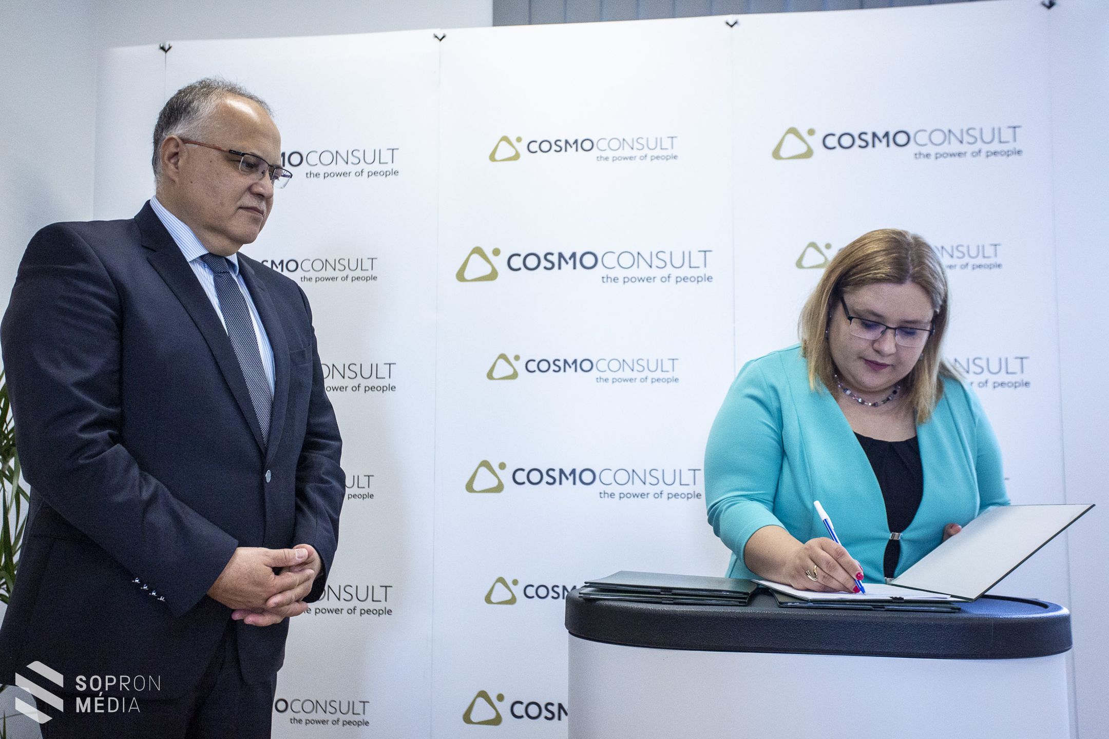 Új irodával bővült a Cosmo Consult Kft. soproni telephelye
