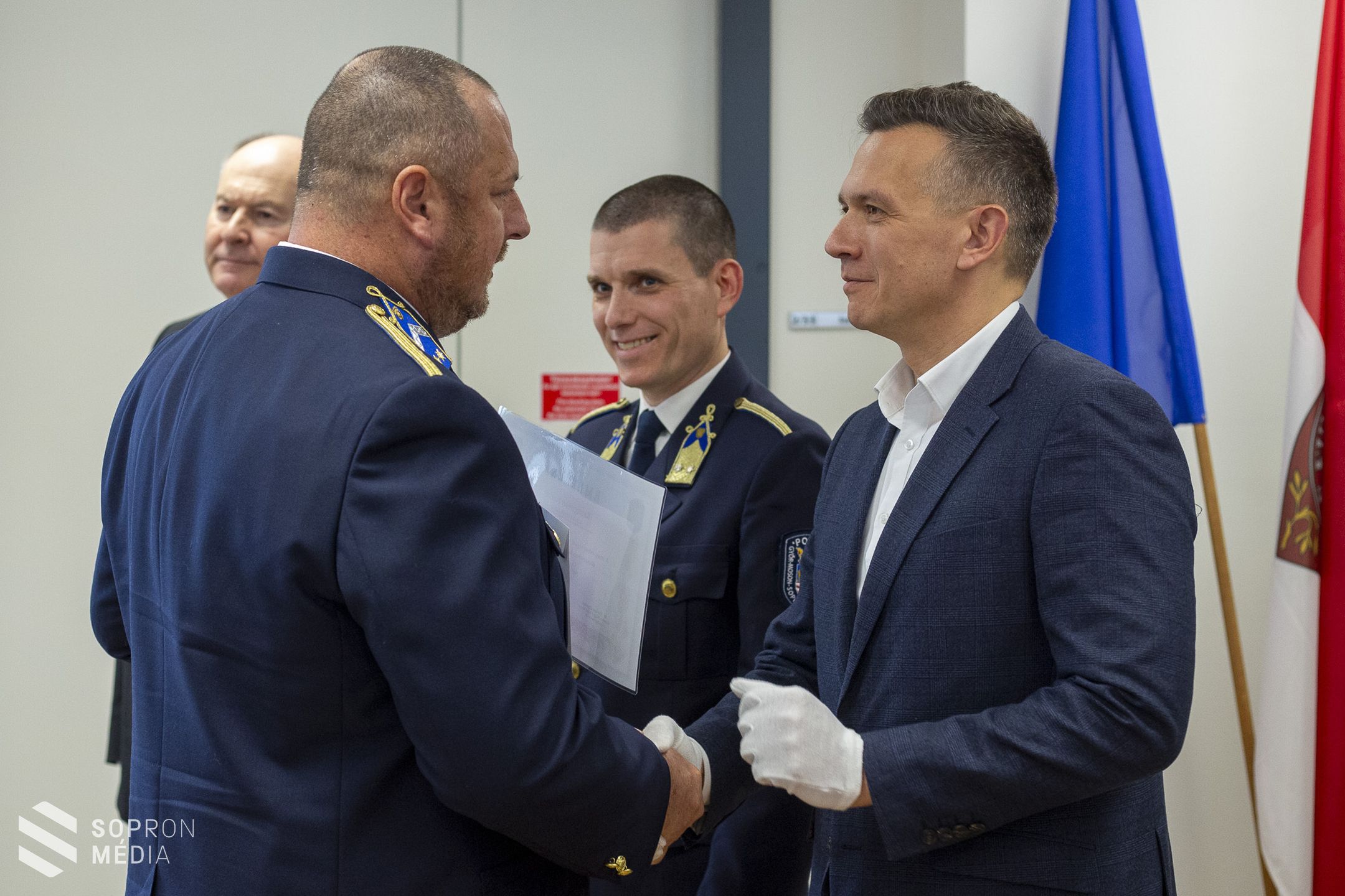 Díjazták a Soproni Rendőrkapitányság munkatársait