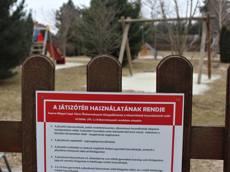 Vigyázzunk közösen a város játszótereire!