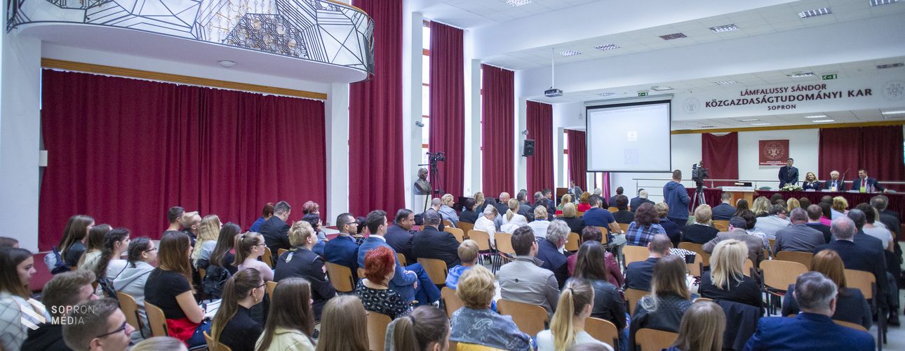 A 2020-as év gazdasági változásai a középpontban