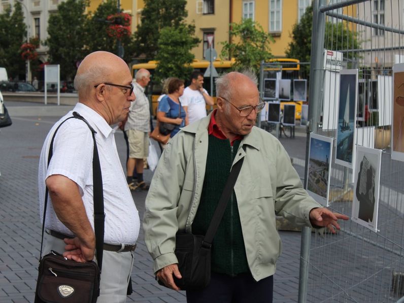 Szabadtéri fotókiállítás: Másfél évtizedes hagyomány a városban (galéria)