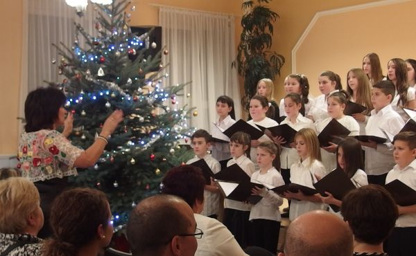 Adventi ünnepség 2015.