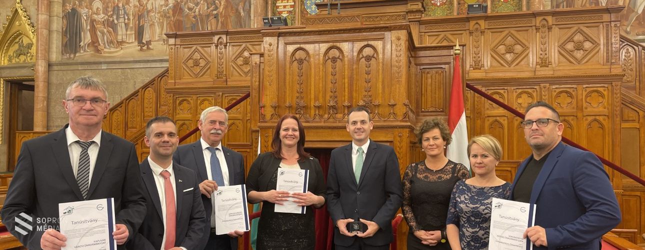 Energiatudatos önkormányzat elismerésben részesült Kópháza