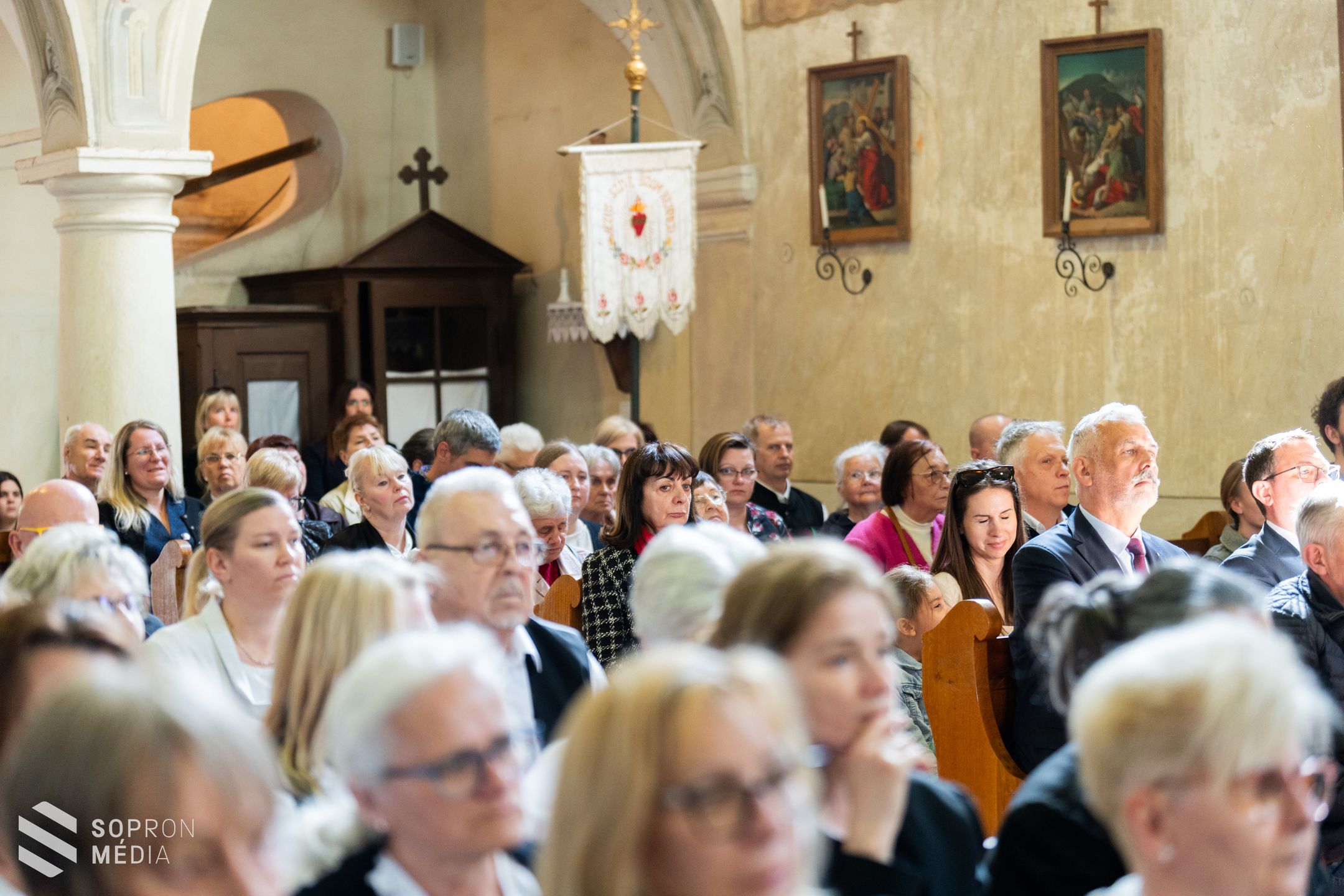 A sopronbánfalvi kitelepített németek 80. évfordulójára emlékeztek