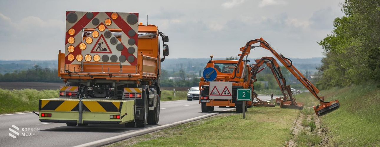 6 millió négyzetméteren végeztek kaszálást Győr-Moson-Sopron vármegyében a Magyar Közút szakemberei