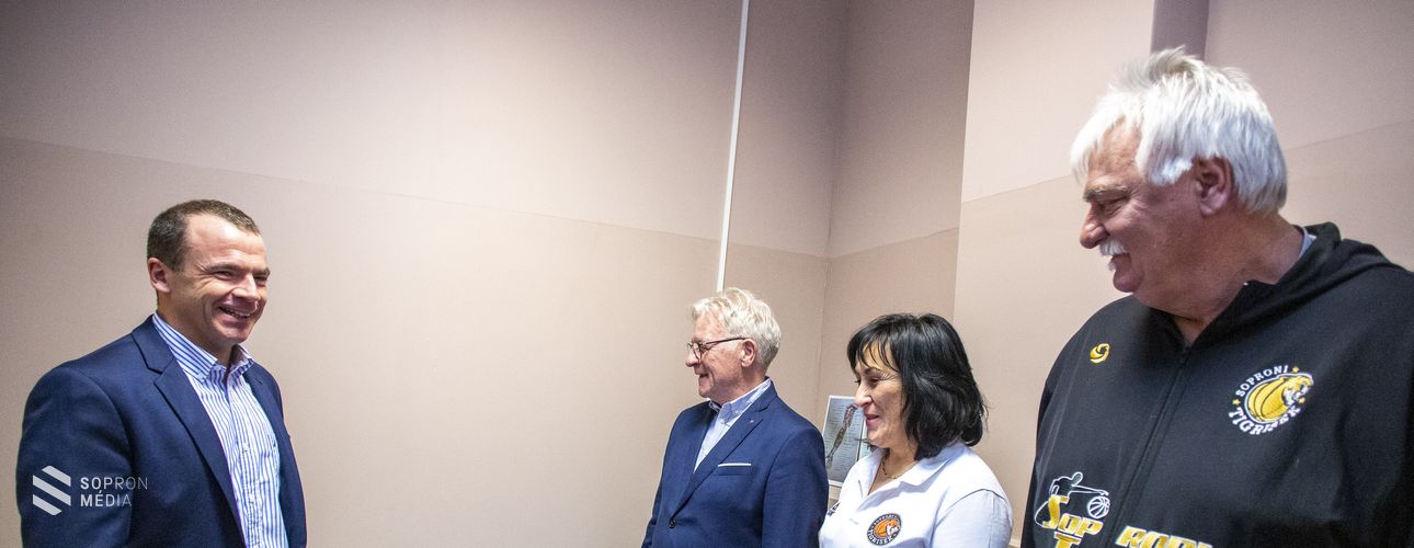 Rehabilitációs és prevenciós központot avattak a Tigrisek