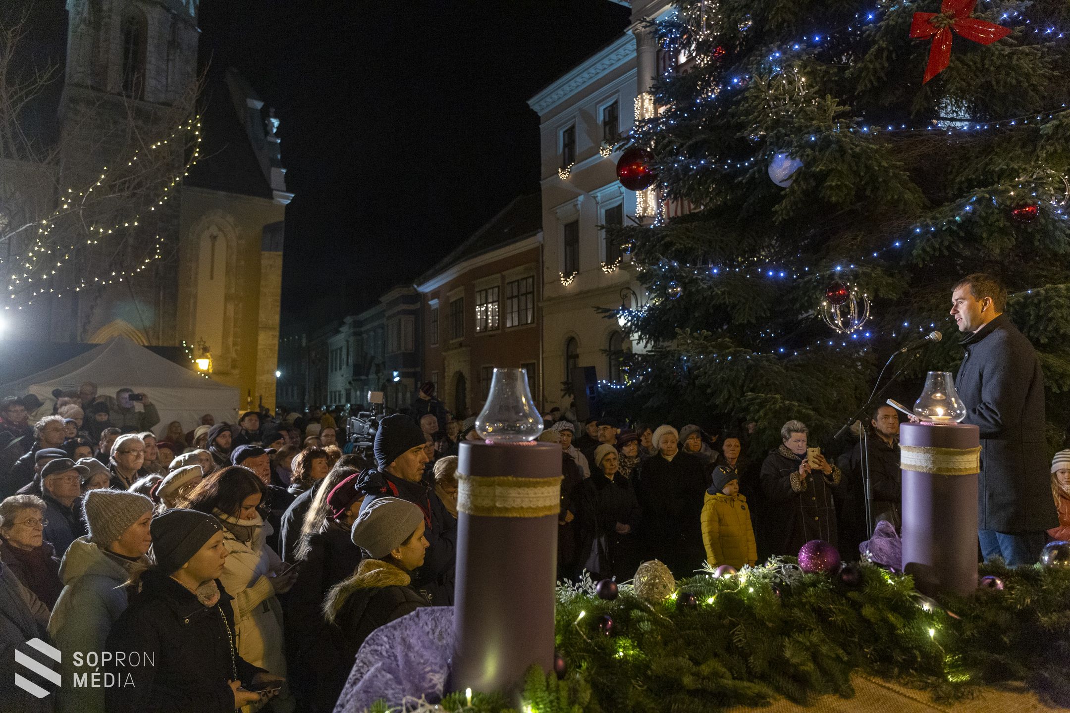 A remény lángja lobbant fel advent második vasárnapján 
