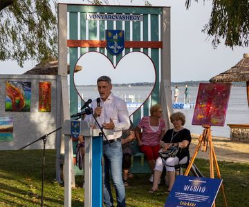 LÉLEKTŰZ kiállítás Vonyarcvashegyen