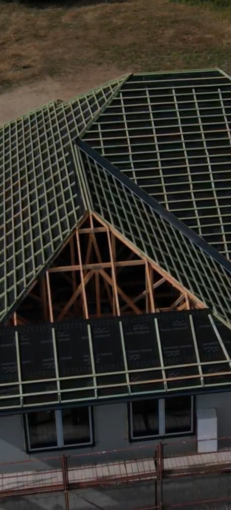 Tetőinket, az űrből is látni!