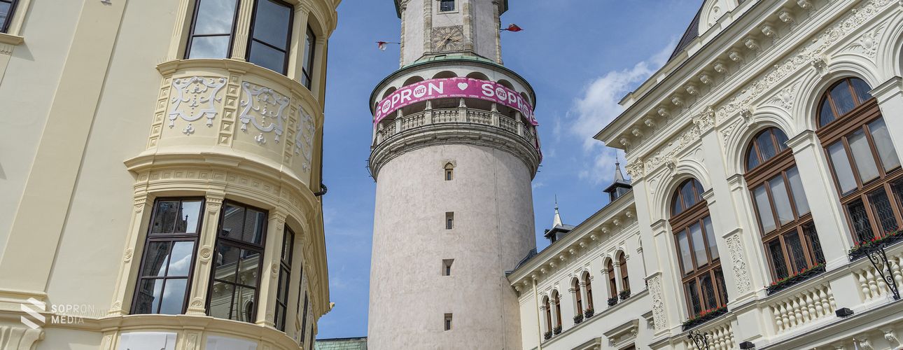 A Tűztoronyra is felkerült a VOLT karszalag!