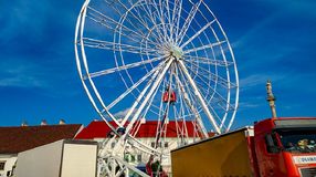 Elérte legmagasabb pontját az óriáskerék