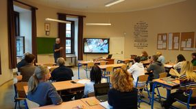 Kábítószerek veszélyeiről a gimnáziumban