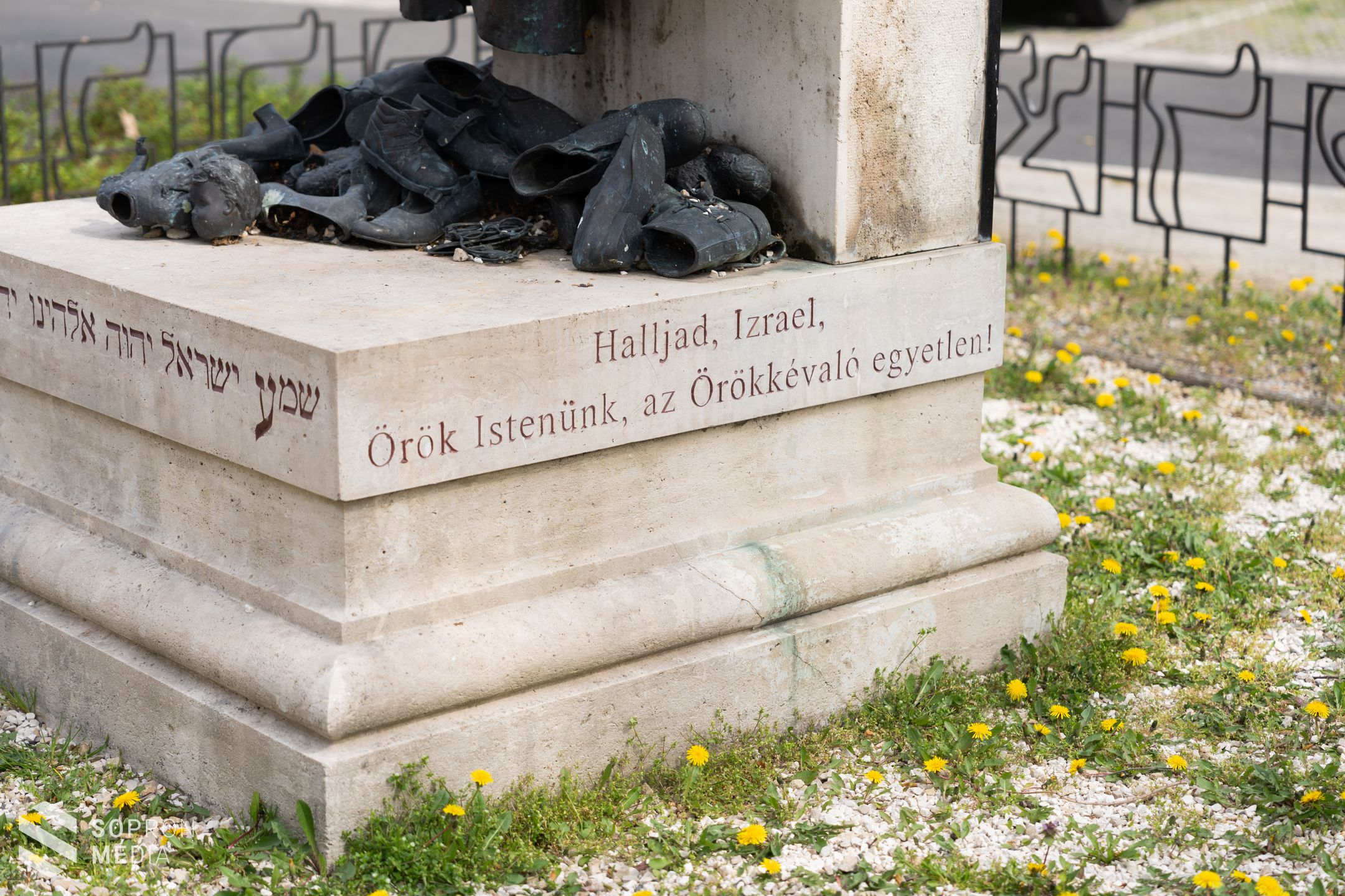 Csendes főhajtással emlékeztek meg a holokauszt magyarországi áldozatairól Sopronban