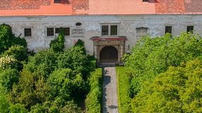Reneszánsz Nádasdy-kastély, kékfrankos és Goldmark Károly a nyugati végeken