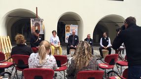 KultUtcáK - Vasárnap délután 30 felé 70 féle kultúrcikk a Belvárosban