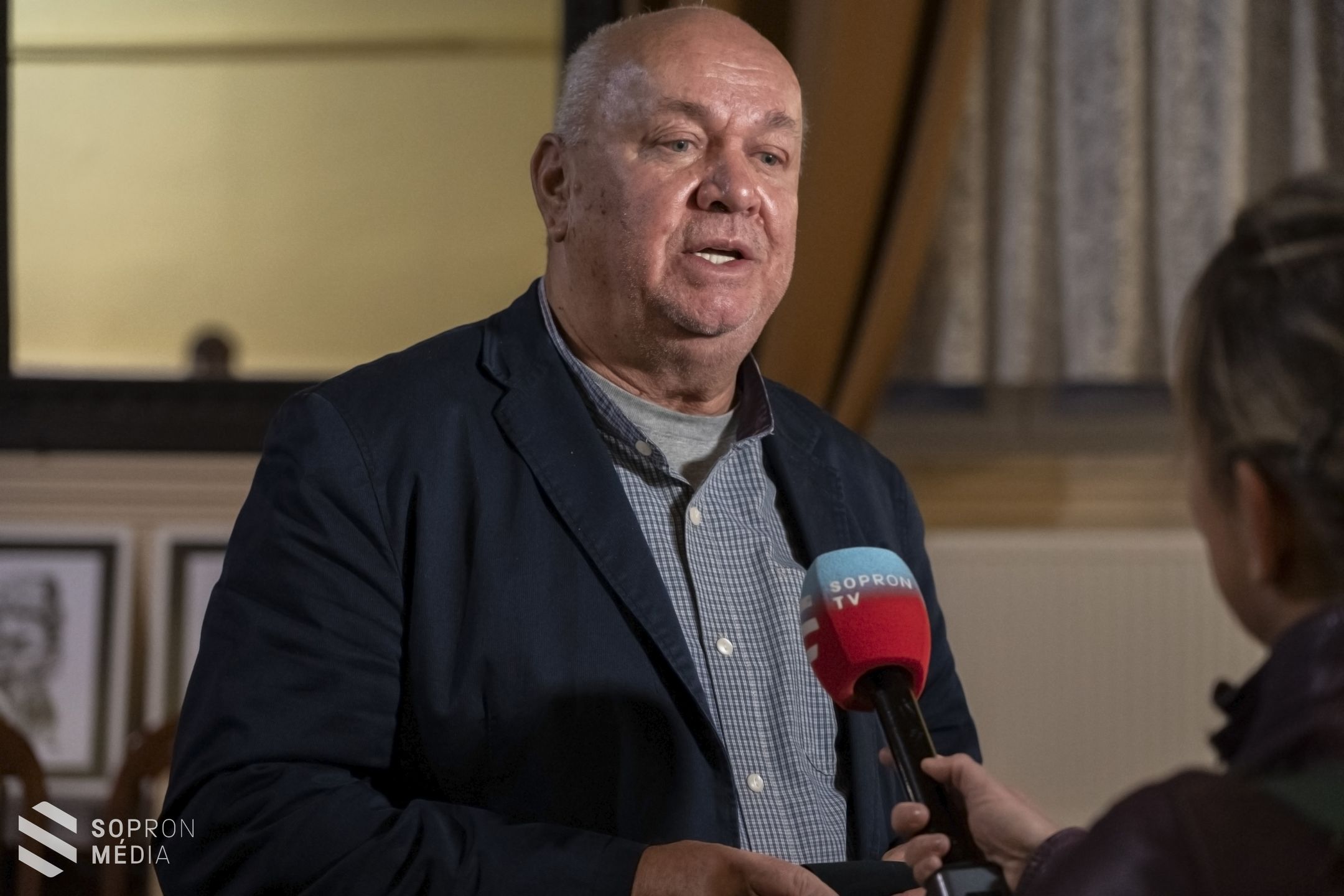 Híres fogyatékkal élő emberekről szól Horváth Ernő Zoltán soproni gyógypedagógus könyve
