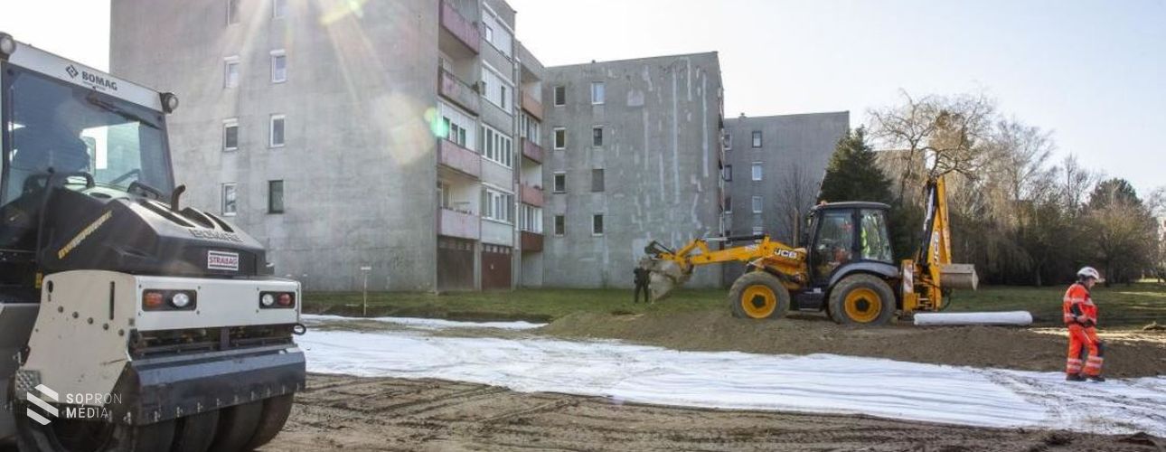 Útburkolati munkálatok a Makó utcában 