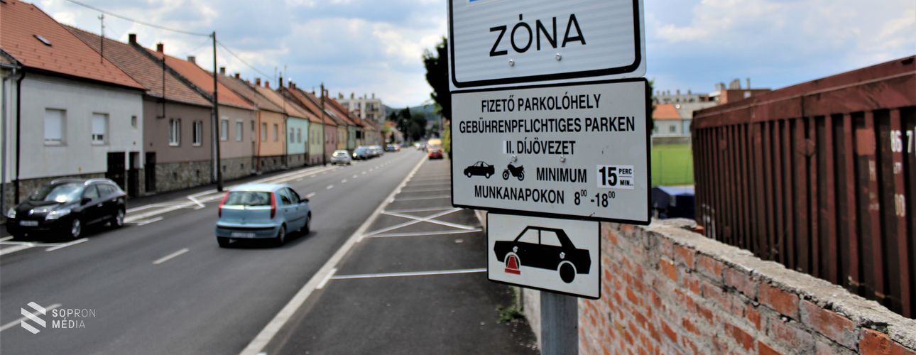 Kezdődik a 2017-es parkolóbérletek árusítása