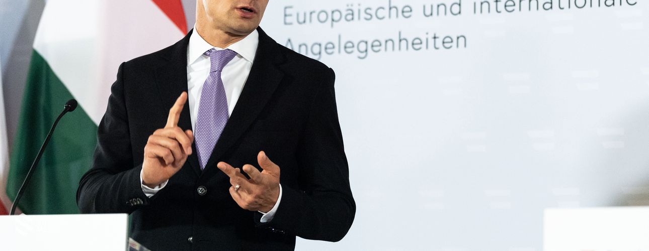 Szijjártó Péter külügyminiszterekkel tárgyalt Bécsben