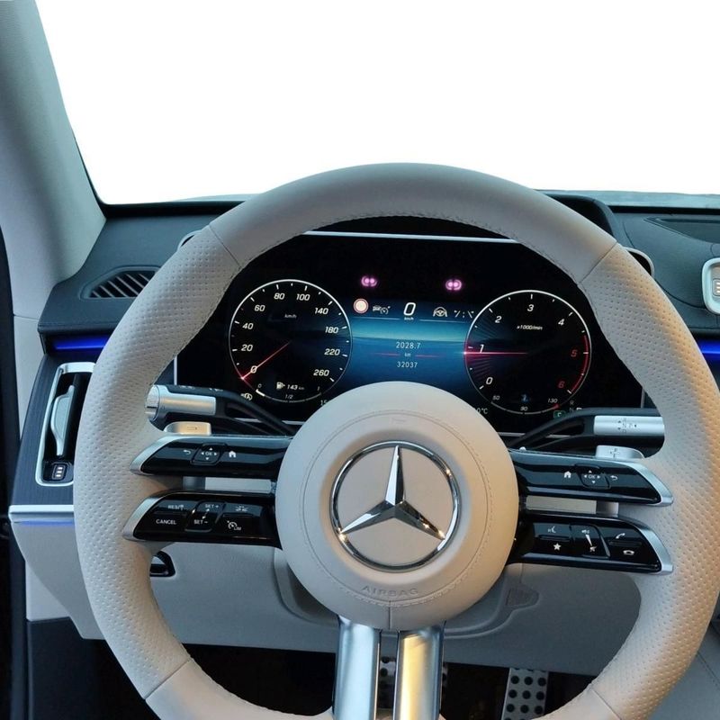 MERCEDES-BENZ