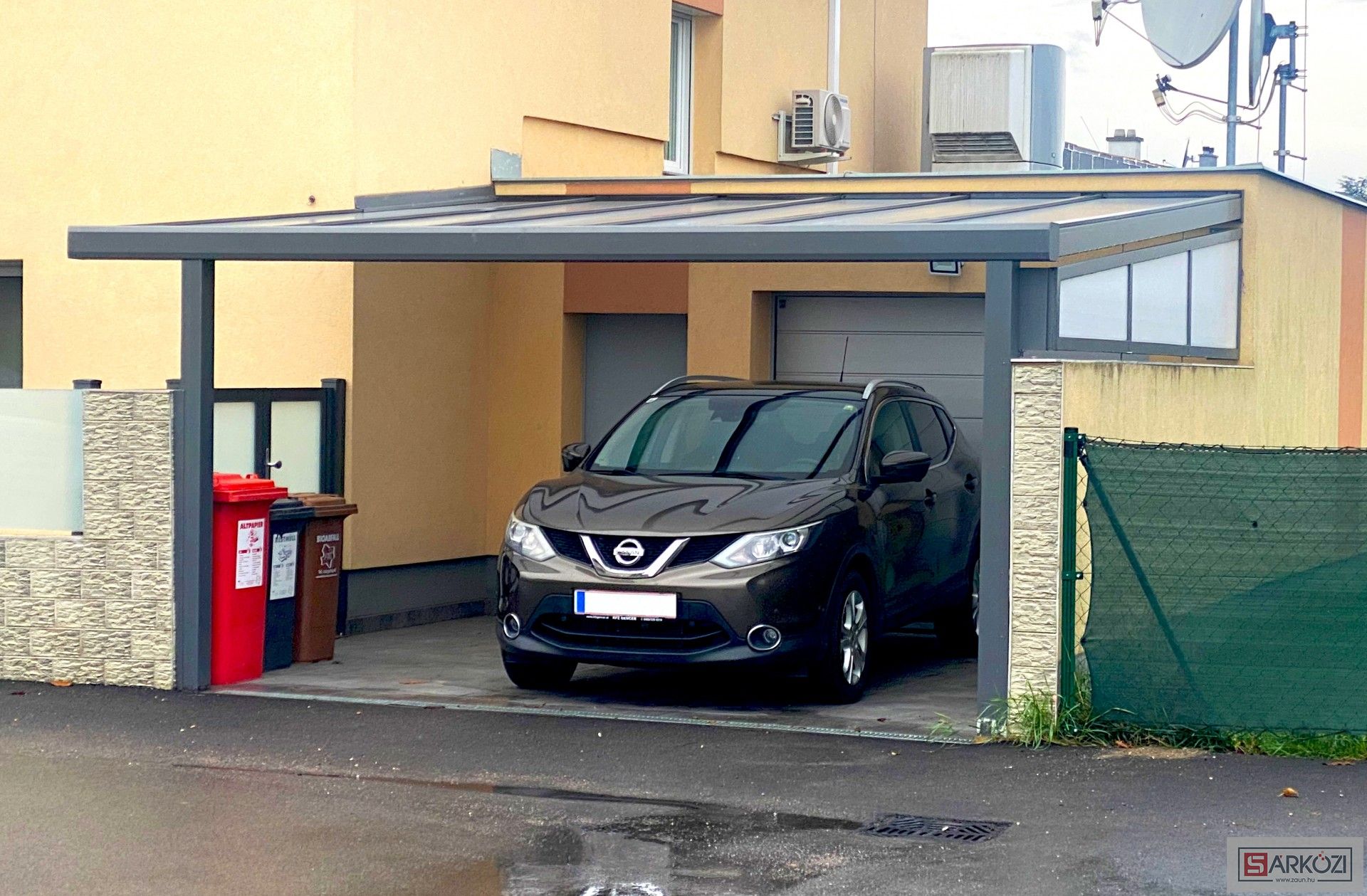 Carport 32