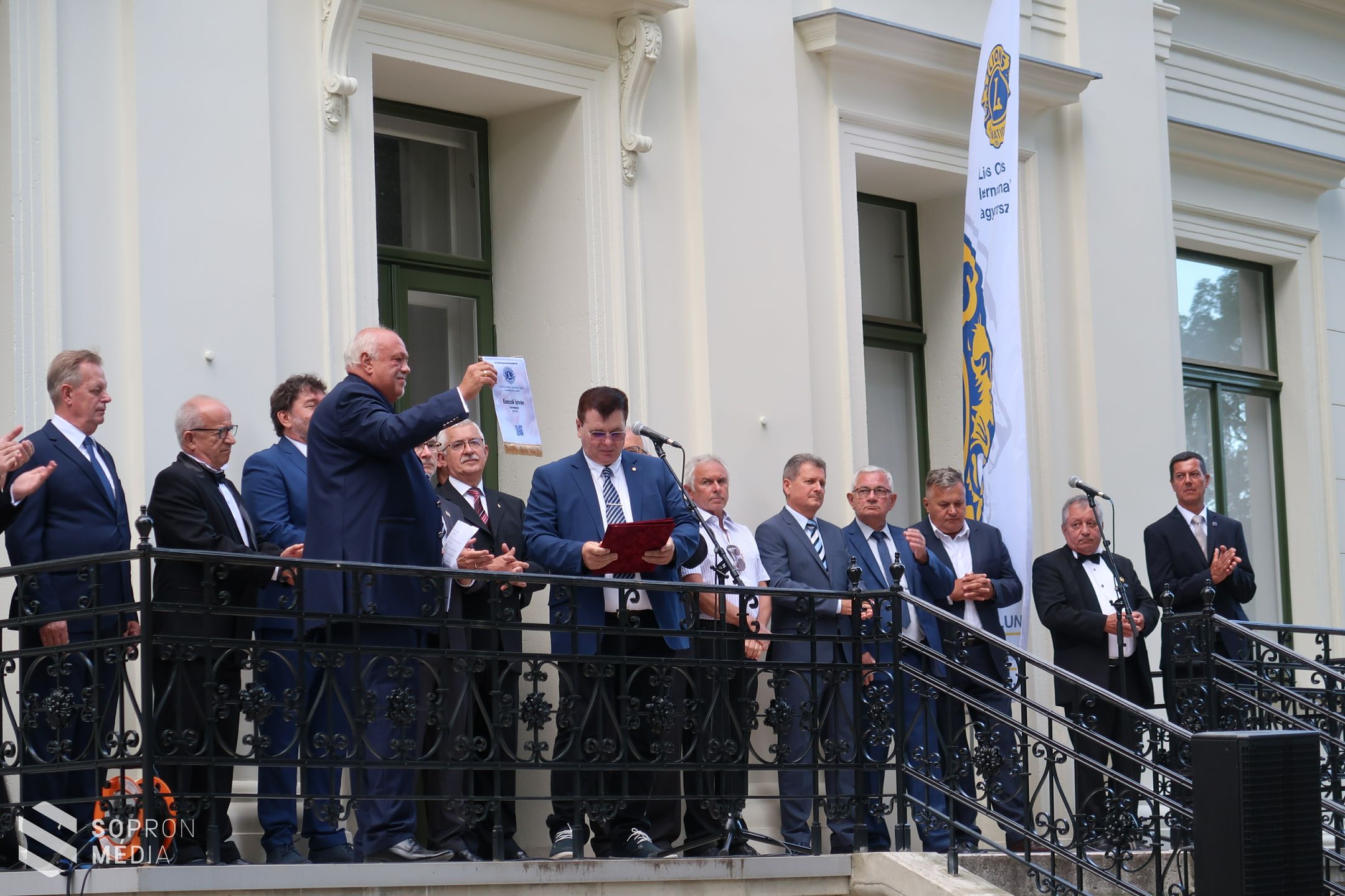Sissi bűvöletében telt a Lions Korzó a Lenck-villában