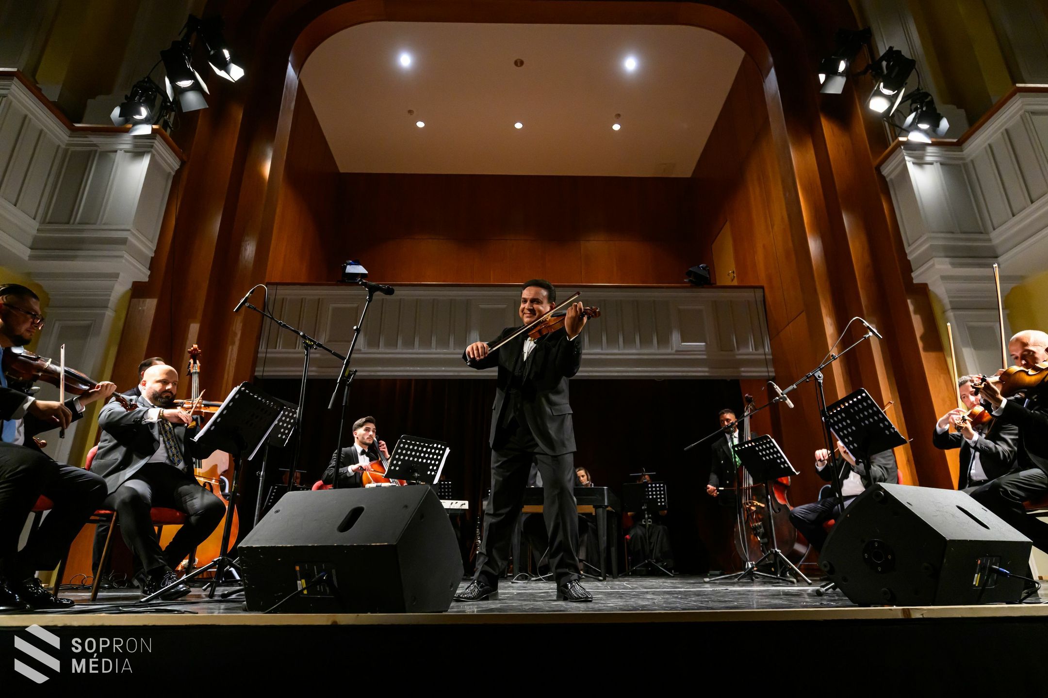 Mága Zoltán „50 év 50 koncert” – A 2024. évi Soproni Ünnepi Hetek nyitó hangversenye