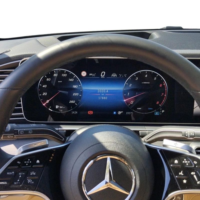 MERCEDES-BENZ