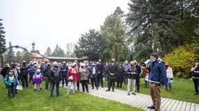 Jótékonysági sétát tartott a Rotary Club Sopron a botanikus kertben
