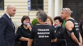 Sopronból rajtolt a mintegy 2020 kilométeres Trianon-maraton