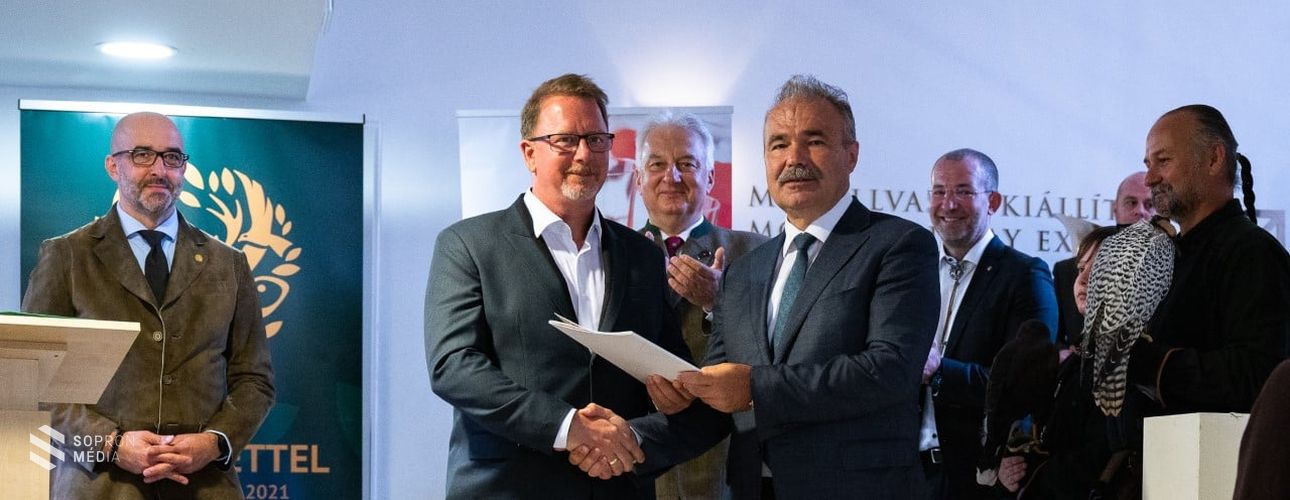 Hegykői pálinka lett a vadászati világkiállítás egyik hivatalos pálinkája