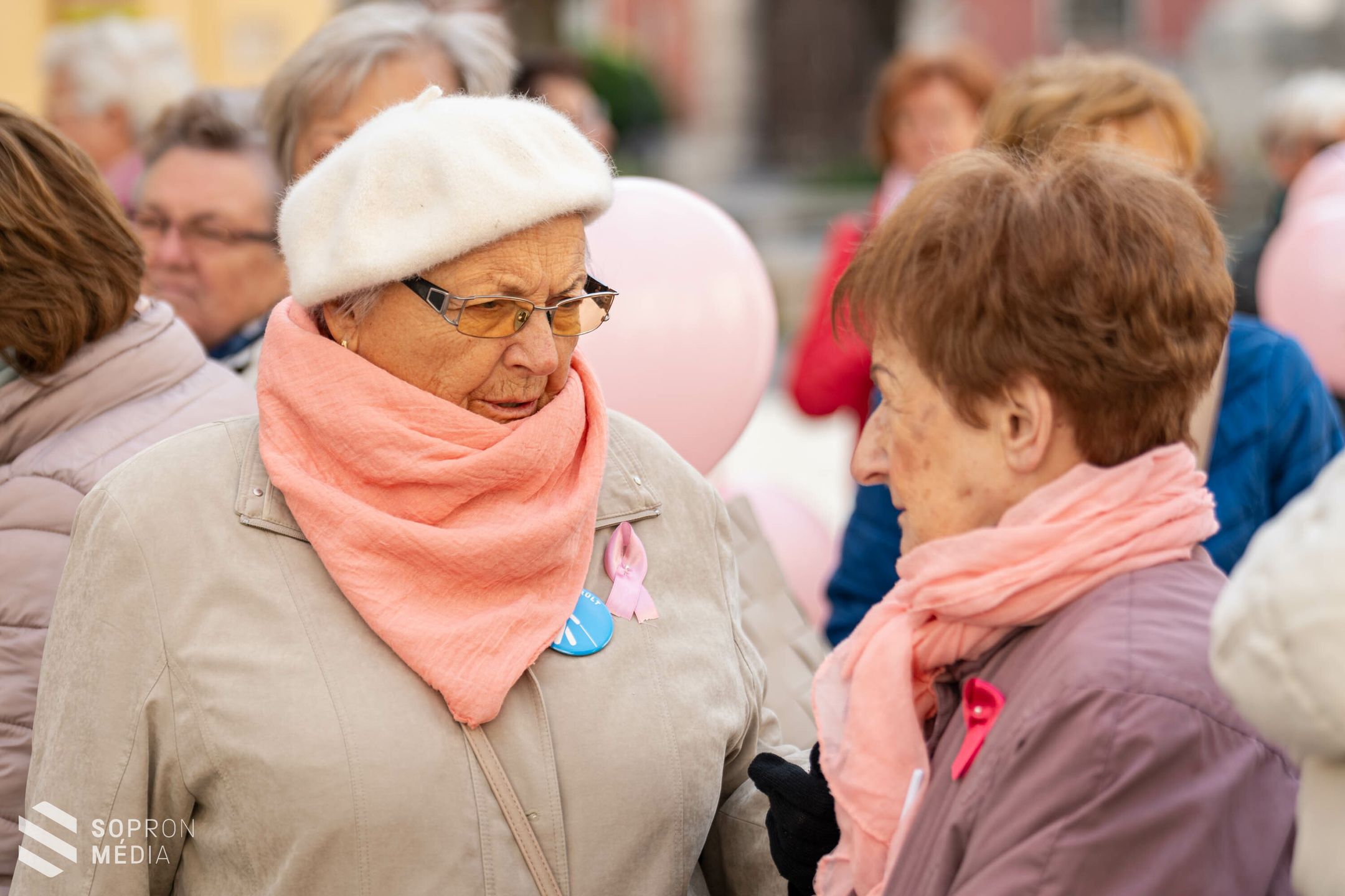 Pink séta a mellrák elleni küzdelemért